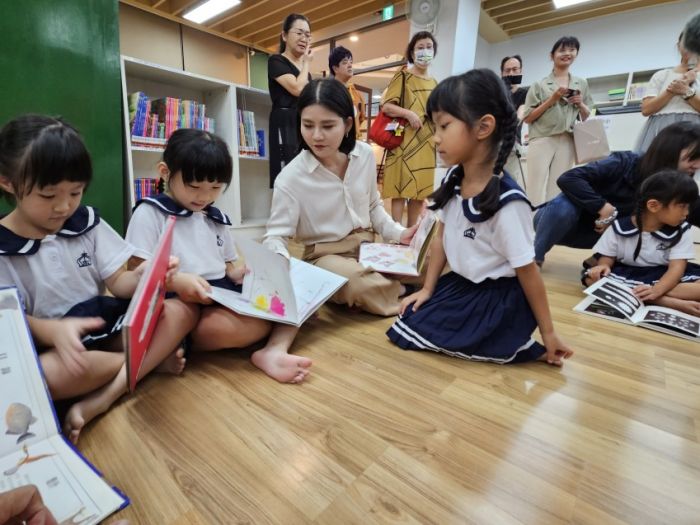 雲林縣文化觀光處圖書館重新啟用　小朋友引頸期盼