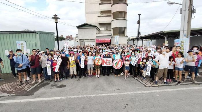 屏基辦理遠離菸檳酒健走活動　里民、員工健康久久久