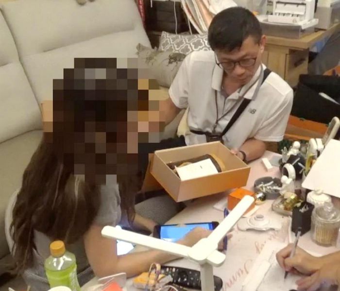 竹南警偵破寄賣詐騙　查扣價值76萬元精品包