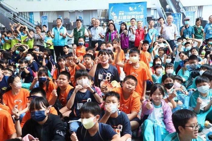 2023年臺灣科普環島列車抵達高雄 提供民眾體驗