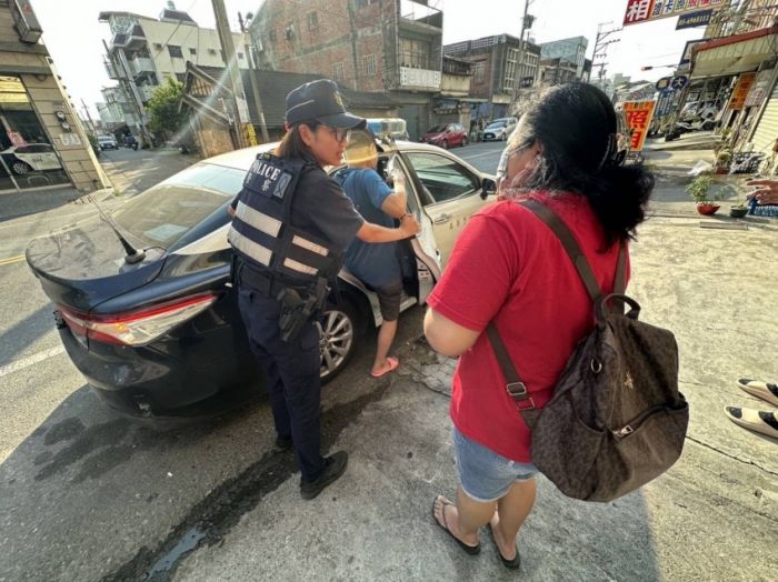 剛到職印尼看護工不諳路況迷路　崙背警協助返家