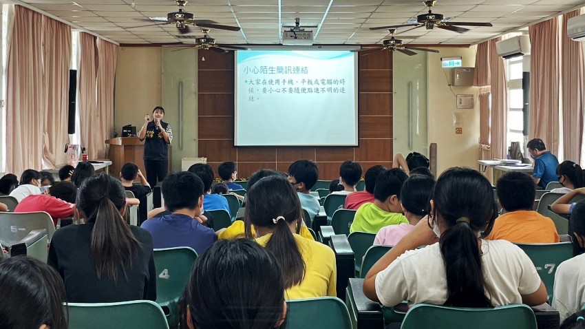 西螺警化身小老師　強化網路防詐、新興毒品宣導