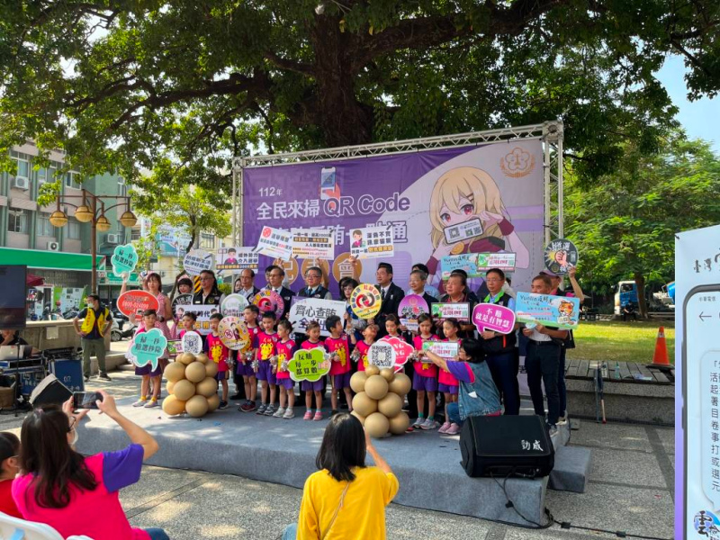 虎尾警前進幼稚園　防詐交安從小扎根