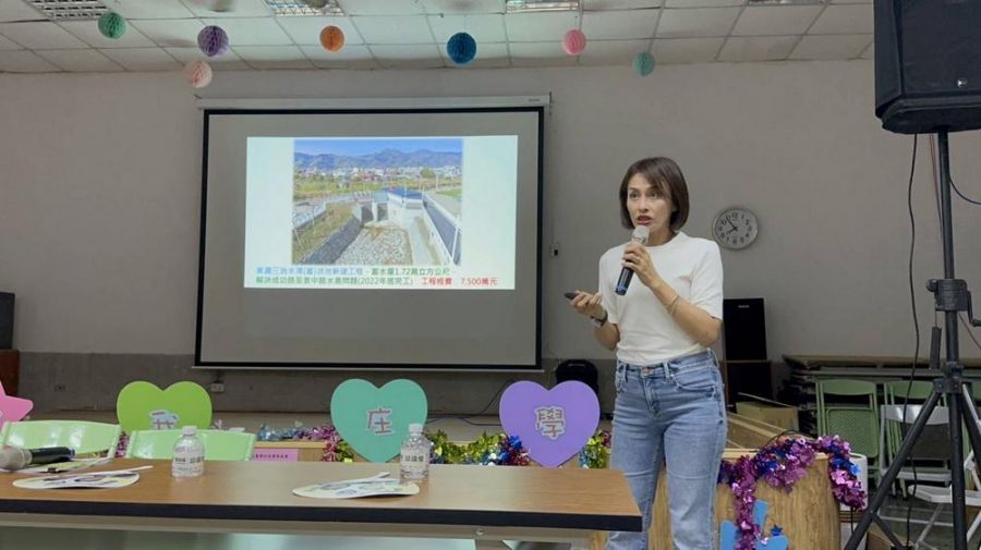 立委邱議瑩在美濃政績說明會 獲鄉親肯定