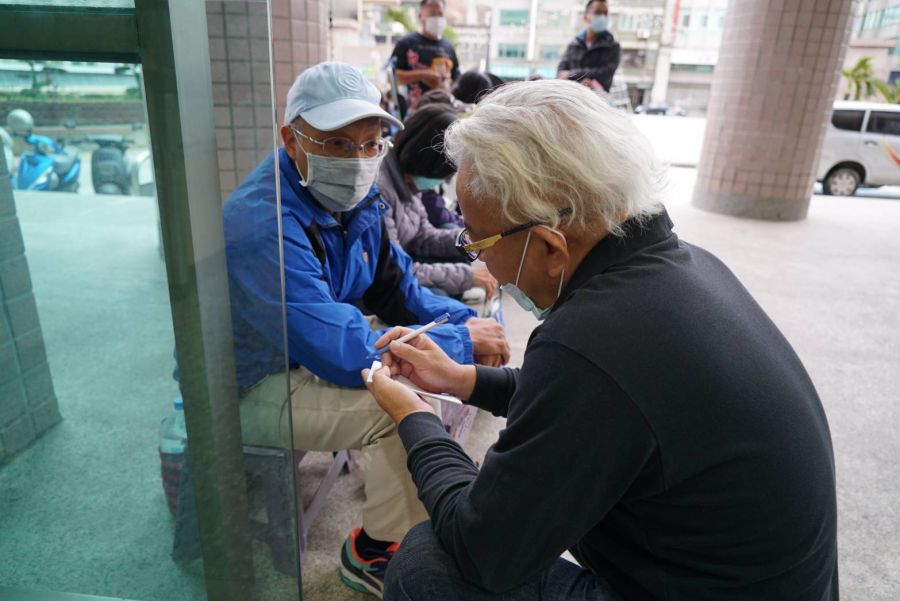 超搶手！鹿溪宴網路報名27秒完售 現場民眾頂寒風提前排隊