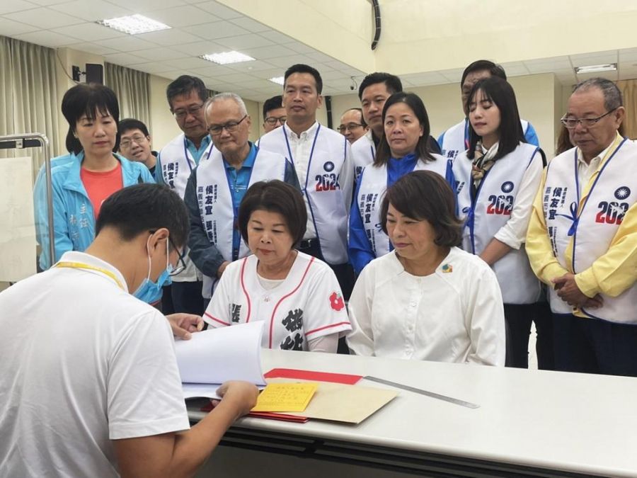 立委候選人張秀華登記拔頭籌   做伙走做伙拚嘉義一定贏