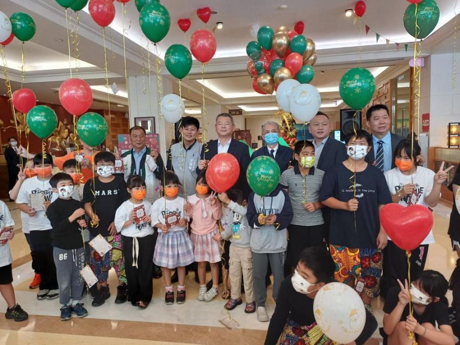 聖誕心願卡第17屆耐斯王子大飯店  讓500位弱勢孩童夢想起飛