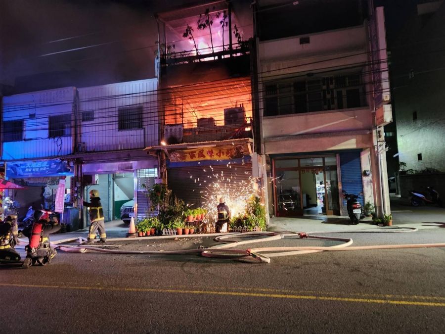 苗栗民宅凌晨惡火釀5死　女移工驚險逃生