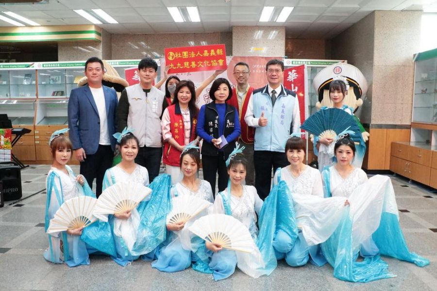 公益「郵」您! 嘉義市中區扶輪社暖心助老