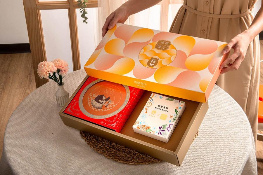 台灣曲奇之光鴻鼎菓子 金龍年禮盒送禮心意加倍
