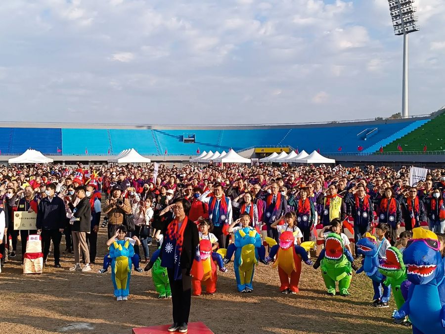 彰化喜迎2024  COSPLAY變裝、民歌演唱陪同歡慶元旦