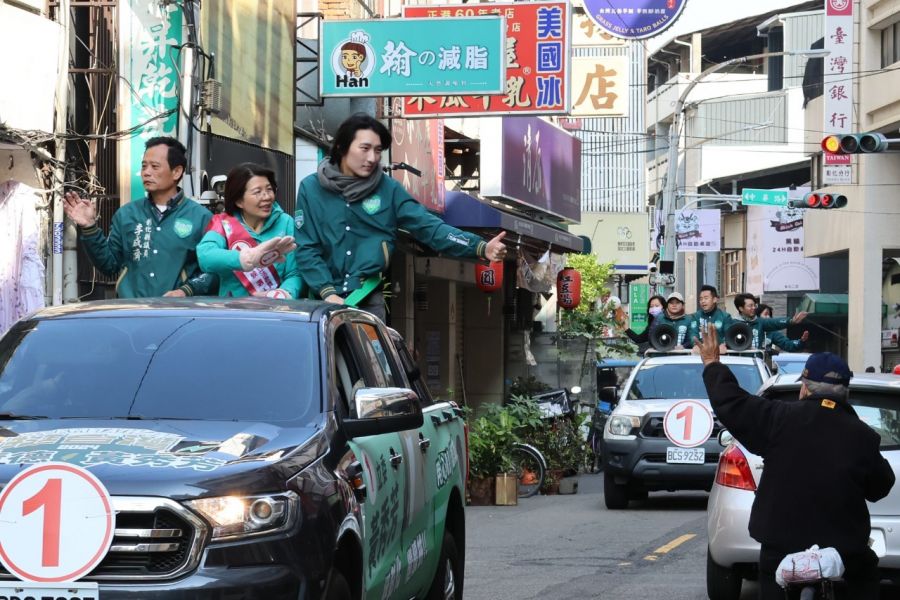 對手叫陣 黃秀芳陣營:選民有雪亮的眼睛並呼籲選對人、走對路