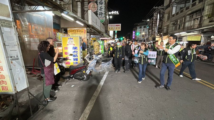 劉建國西螺徒步大遊行　支持者高喊凍蒜