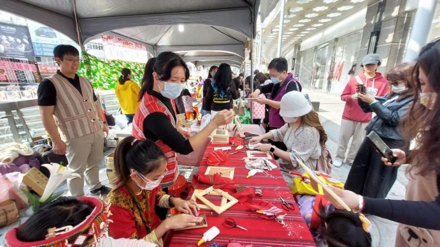 歡樂學母語 竹市府攜社區大學辦博覽會推廣母語
