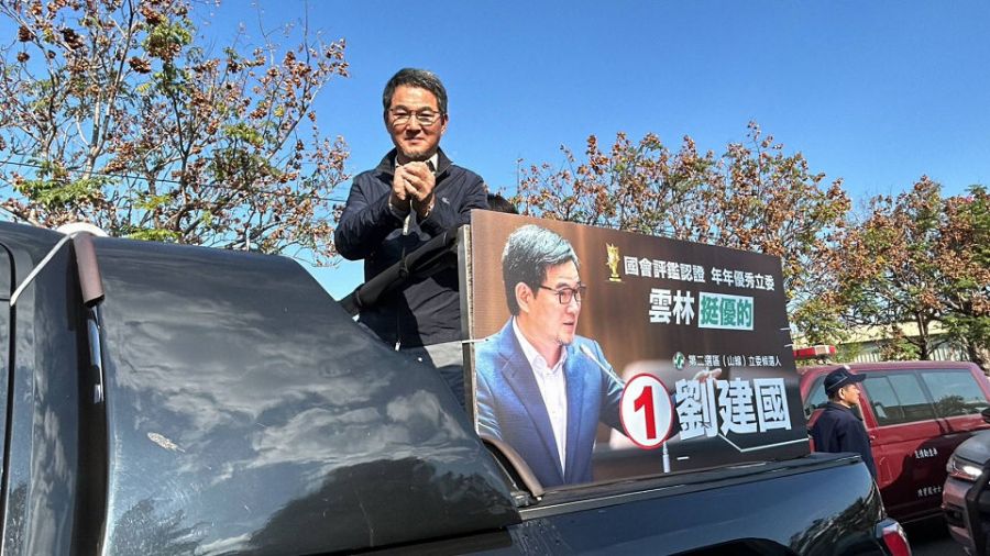 雲林劉建國透早馬不停蹄謝票行程向鄉親致上謝意
