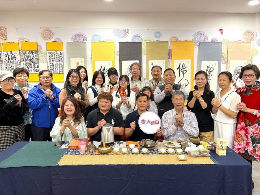  高雄大遠百推出「228快閃限定春遊趣」
