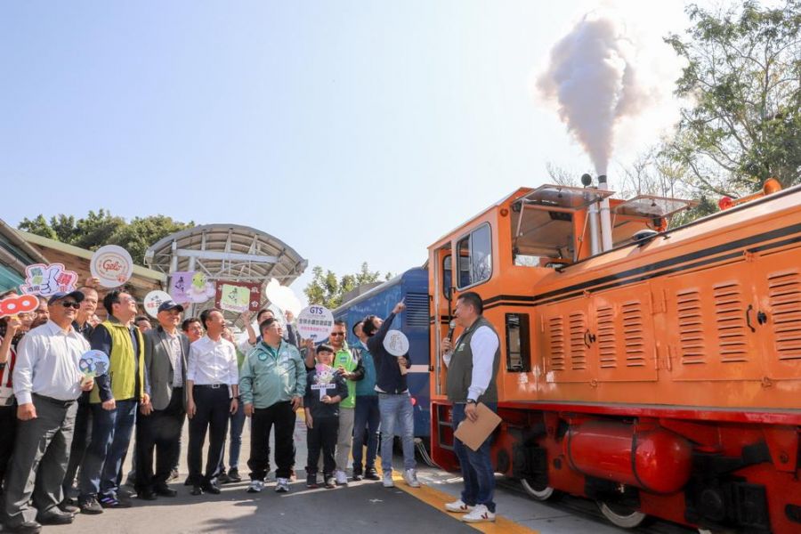 嘉義觀光大串連 蒜頭糖廠五分車推新形象吸引遊客