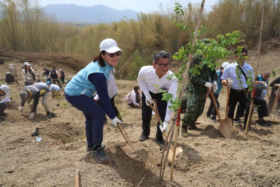 高屏「一起集點樹」　種植防火林帶  防範森林火災