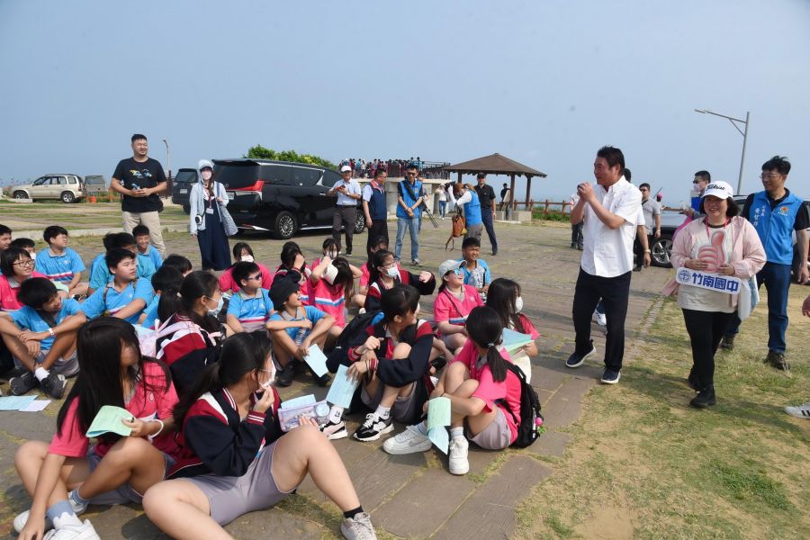 苗縣府會勘好望角與海角樂園　爭取中央青睞發展觀光廊帶