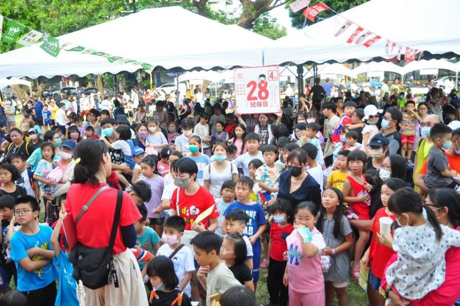 屏東家扶中心辦「大手牽小手 幸福帶著走」兒童保護宣導