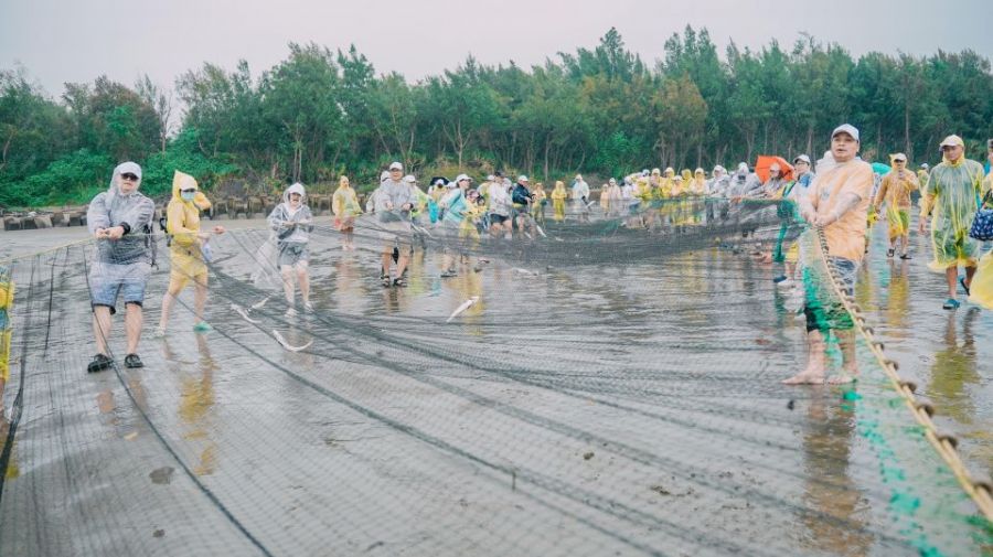 苗栗永續漁樂祭熱鬧登場　從傳統牽罟到永續漁樂