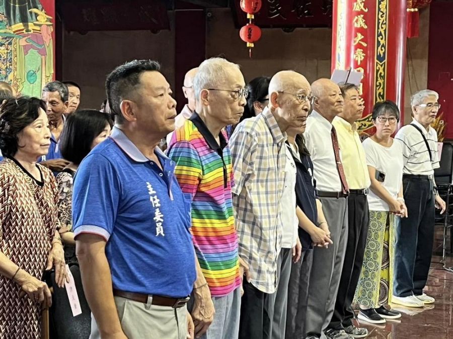 嘉縣太保市新舊埤保安宮鄭府千歲後裔  鄭世松旅居日本返鄉尋根
