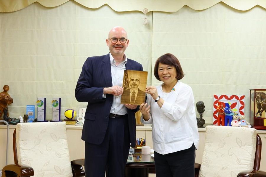 AIT新任處長谷立言拜會  黃敏惠盼持續深化台美友好及合作關係