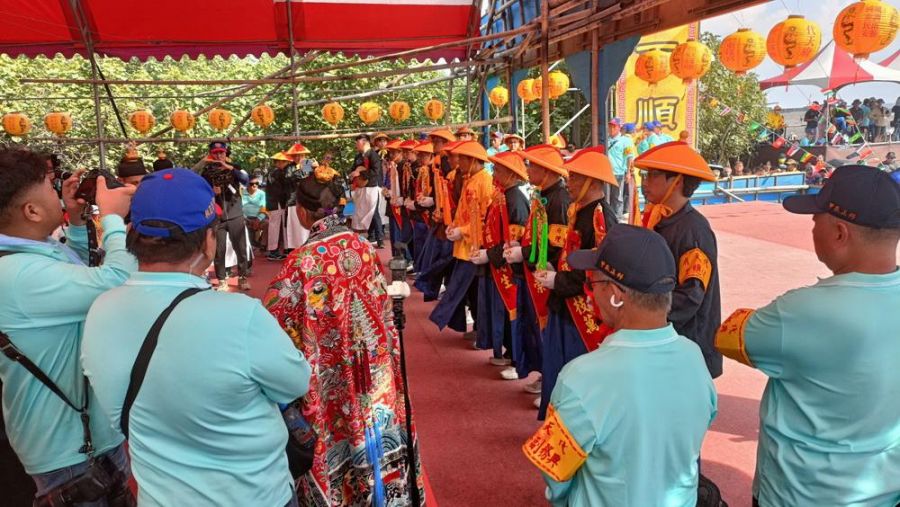 東港東隆宮迎王平安祭典恭迎   大千歲降臨賜福
