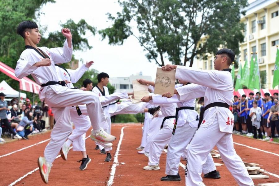 嘉華中學63周年校慶運動會  南華大學外籍生應邀參與