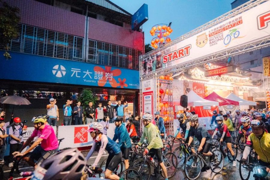西螺太平媽祈福自行車挑戰賽登場   近千名車友環騎雲彰投