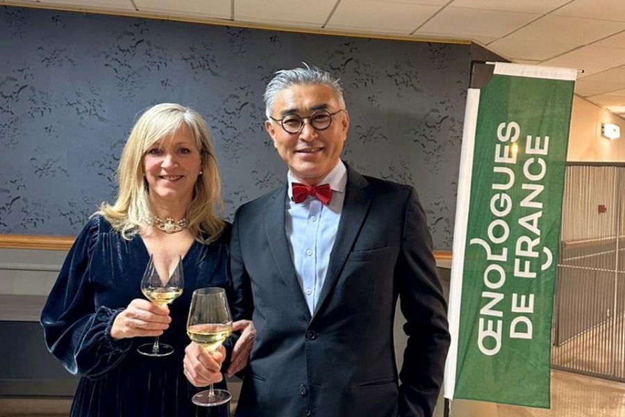 高餐大與台糖產學合作 台灣甘蔗農藝蘭姆酒奪世界酒類競賽首獎