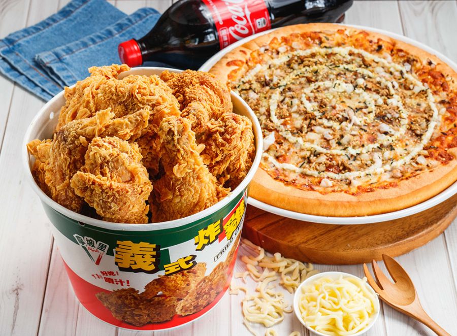 兒童節連假樂翻天！《拿坡里披薩.炸雞》買一送四