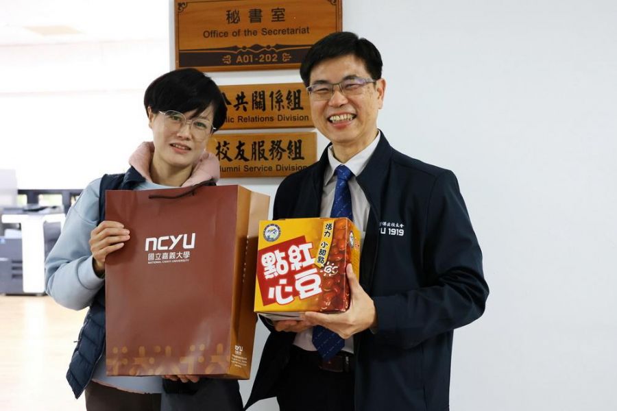 嘉市楊韻宸捐款支持「嘉大學生安心就學獎助學金」傳遞愛與希望