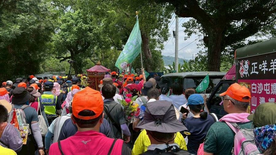 歷史性一刻！白沙屯媽祖首度進入南投縣境