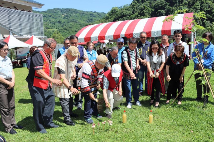 苗栗原住民族部落大學開學典禮暨泰雅族服飾與生活展開幕