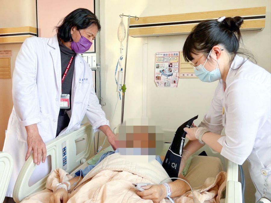 馬國病人下飛機直奔醫院  當天完成檢查及脊椎手術