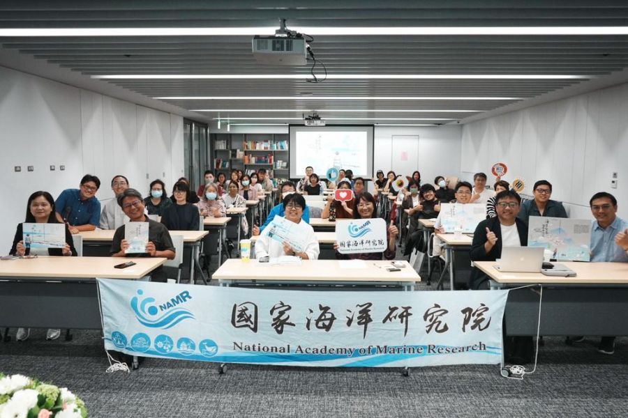 國海院兩本新書訴說海洋故事  走進臺灣海洋聚落的日常與未來