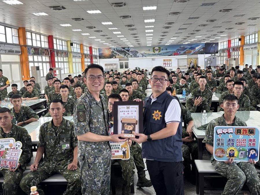 「民雄視詐宣導團」攜手國軍合作宣導 杜絕社會新鮮人淪為詐欺車手