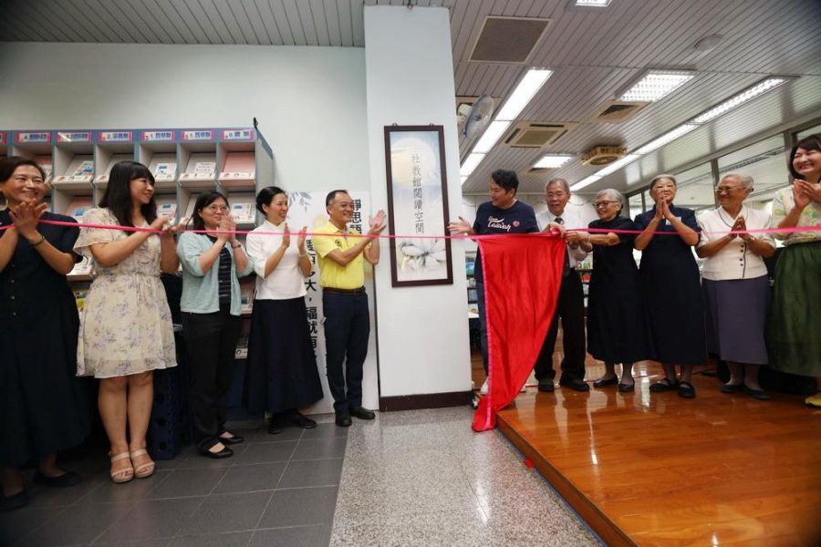 高市立社教館閱讀空間正式啟用  靜思書軒注入書香與人文能量