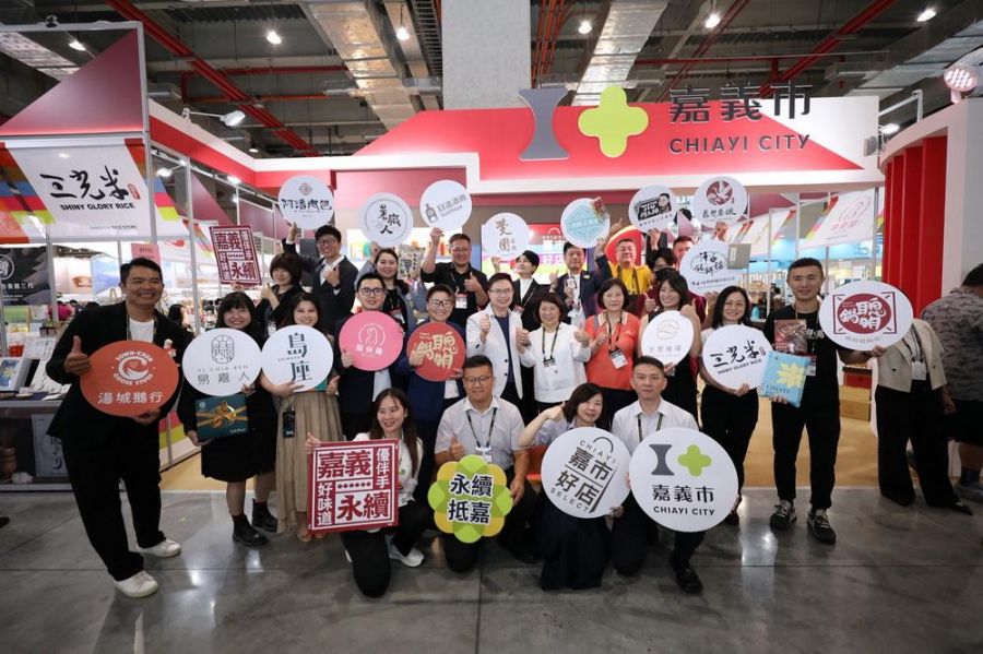 黃敏惠市長領軍「嘉市好店」前進2025台北國際食品展展售矚目
