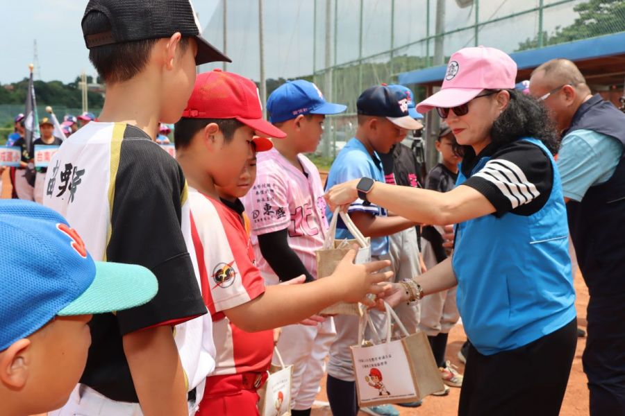 苗栗縣首屆議長盃全國軟式棒球錦標賽  12支球隊參賽