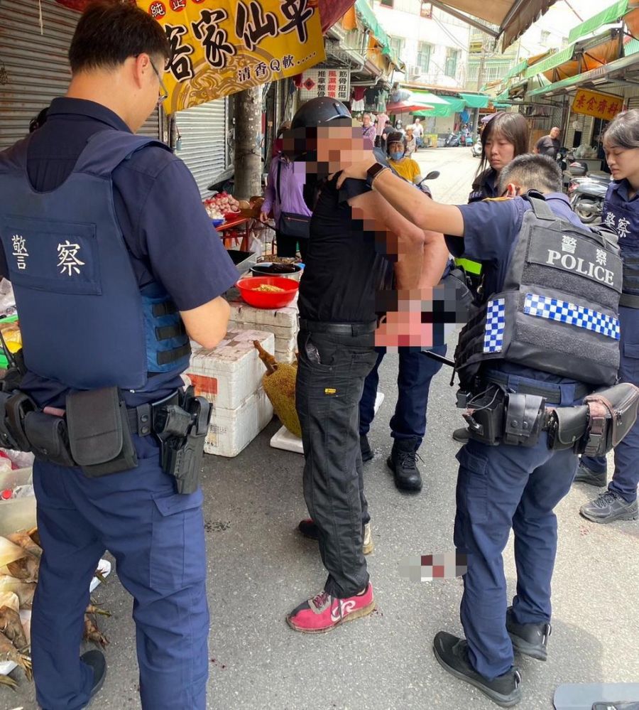 男子糾紛亮刀傷人 中埔警強勢執法速逮嫌  送嘉檢偵辦