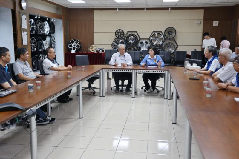 張麗善訪六大產業　籲中央抗關稅挺勞工