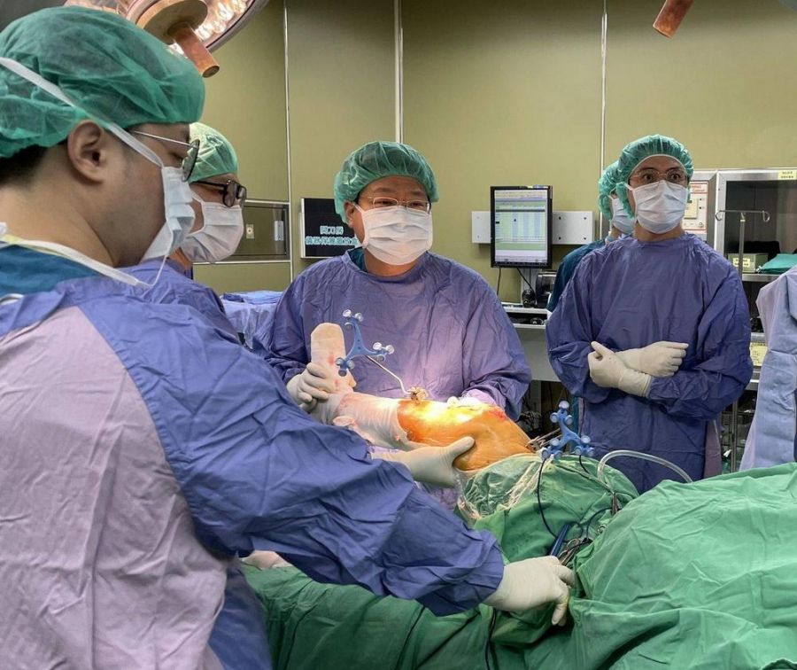 健保補助ROSA手術  助高齡嬤擺脫關節炎