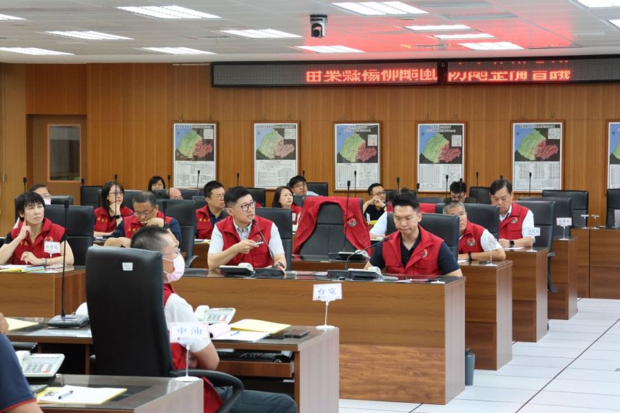 楊柳颱風災害應變中心整備會議 連線18鄉鎮市防颱