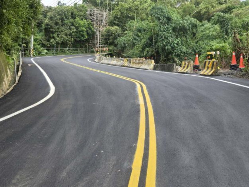林內鄉雲61線路基嚴重受損　交工局搶修恢復雙向通行