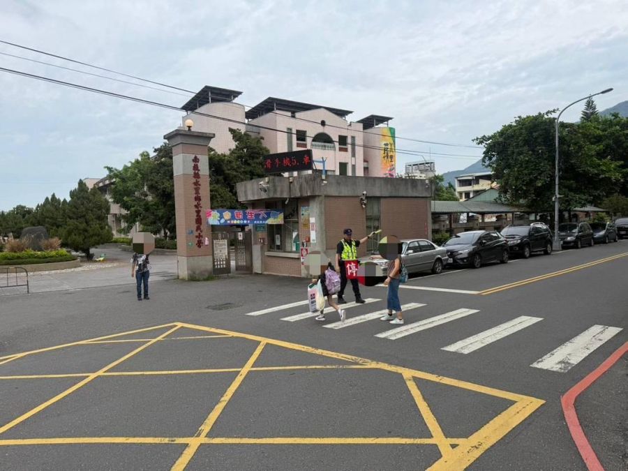 開學護童專案啟動  警校攜手守護學童安全返校路