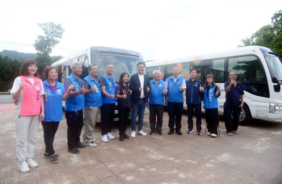 公館鄉幸福巴士通車 鄉親就學就醫購物更便利