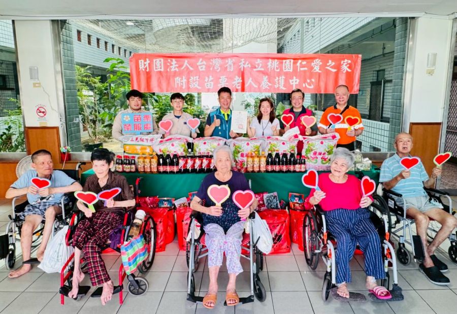 苗栗榮服處善心物資秋節送愛長照機構榮民眷