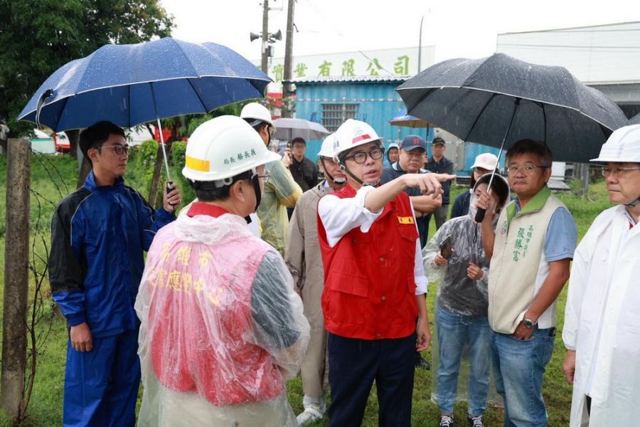 高雄市長陳其邁視察仁武、旗山防汛整備  確保市民生命財產安全